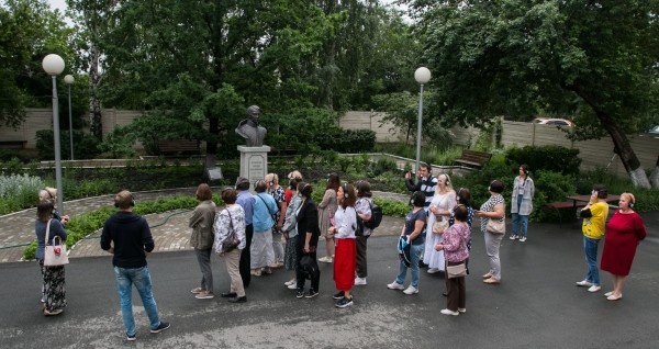 В Кургане драмтеатр после завершения сезона не перестанет радовать зрителей В Кургане драмтеатр после завершения сезона не перестанет радовать зрителей
