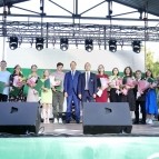 Вадим Шумков и Андрей Яцкин поздравили выпускников Курганской области с окончанием школы
Вадим Шумков и Андрей Яцкин поздравили выпускников Курганской области с окончанием школы