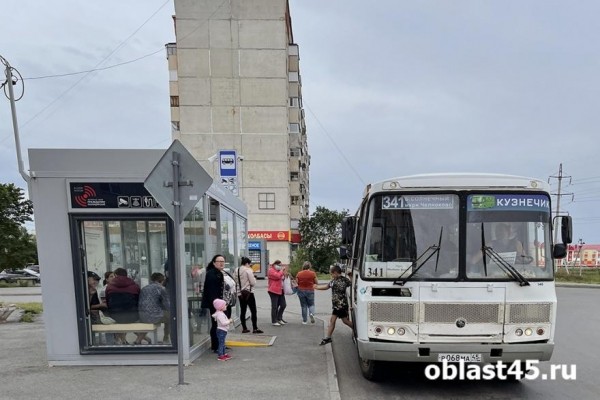В Кургане из-за перекрытия перекрестка К. Маркса - Савельева автобусы изменили маршруты В Кургане из-за перекрытия перекрестка К. Маркса - Савельева автобусы изменили маршруты
