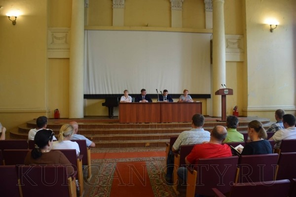 Власти Кургана решали с предпринимателями вопросы благоустройства улицы Омской