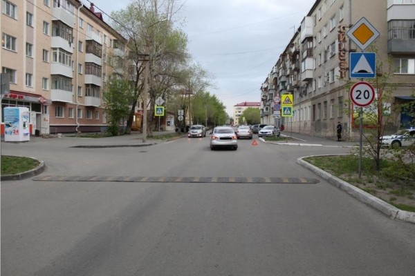 В Кургане ищут очевидцев майского ДТП по улице Кирова
