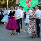 Вадим Шумков и Андрей Яцкин поздравили выпускников Курганской области с окончанием школы
Вадим Шумков и Андрей Яцкин поздравили выпускников Курганской области с окончанием школы