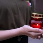 В День памяти и скорби в Кургане прошла акция «Свеча памяти»
В День памяти и скорби в Кургане прошла акция «Свеча памяти»