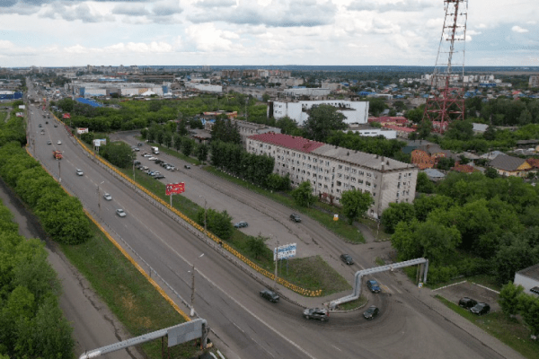 В Кургане открыли мост по проспекту Конституции В Кургане открыли мост по проспекту Конституции