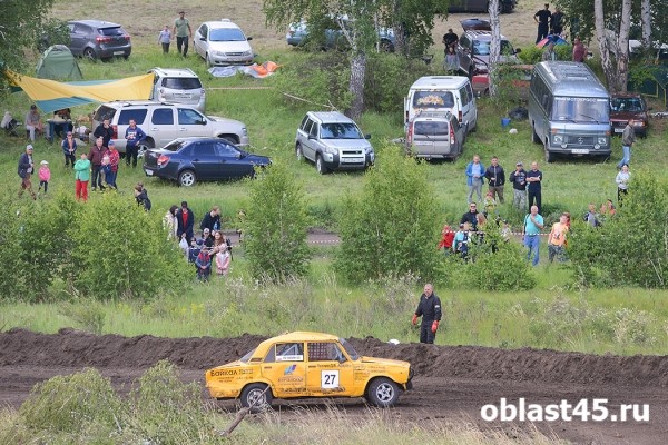 В Курганской области прошёл масштабный автокросс 