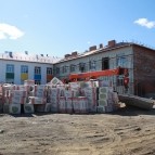 
											Губернатор Вадим Шумков проконтролировал ход строительства школы и детсада в Кургане									