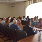 
											В Шадринске на встрече с сотрудниками больниц и общественниками обсудили предстоящую модернизацию системы медучреждений города									