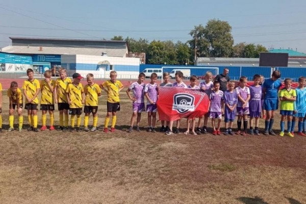 В Кургане прошла Спартакиада спортивных школ по футболу В Кургане прошла Спартакиада спортивных школ по футболу
