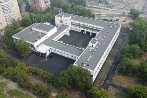 Губернатор вместе с главой Кургана оценили ремонт 11-й школы