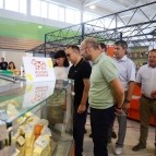 
											Губернатор Вадим Шумков проконтролировал, как организованы ярмарки с продукцией местных производителей									