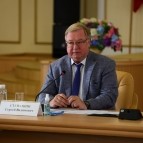 
											Сергей Степашин и Вадим Шумков провели совещание по переселению граждан из аварийного жилья, капремонту и развитию инфраструктуры									