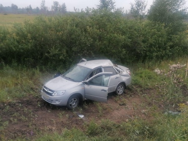  В Курганской области несколько водителей съехали в кювет