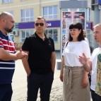 
											Губернатор Вадим Шумков проконтролировал, как организованы ярмарки с продукцией местных производителей									