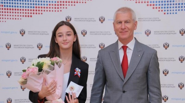 Знаки отличия ГТО из рук Министра спорта России Знаки отличия ГТО из рук Министра спорта России