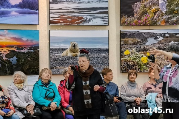 В Кургане открылась выставка &laquo;фанатичных экологов&raquo;