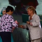 Руководители региональных органов власти вручили награды труженикам села
Руководители региональных органов власти вручили награды труженикам села