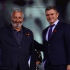Руководители региональных органов власти вручили награды труженикам села
Руководители региональных органов власти вручили награды труженикам села