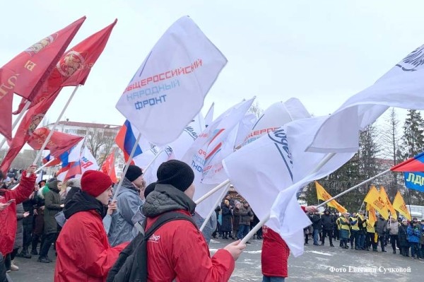 В Центральном парке культуры и отдыха прошел концерт «Слава Защитникам Отечества!» В Центральном парке культуры и отдыха прошел концерт «Слава Защитникам Отечества!»