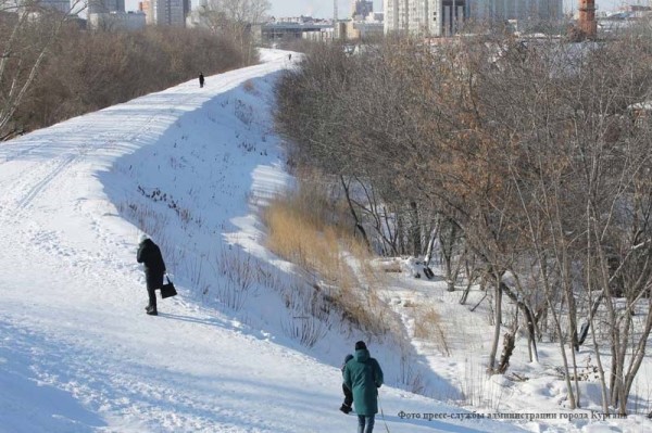 В Кургане начались работы на Бурово-Петровском мосту через реку Тобол