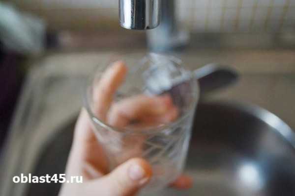 В Кургане из-за аварии остались без воды жители микрорайона Шевелевка
