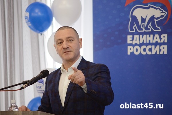 За что курганские единороссы несут ответственность?