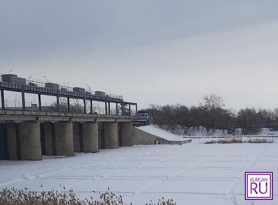 В Кургане перекроют пешеходный переход через дамбу В Кургане перекроют пешеходный переход через дамбу