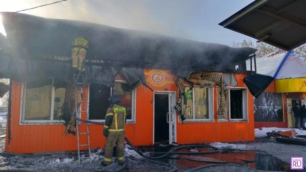В Курганской области сгорело кафе «Огонёк» В Курганской области сгорело кафе «Огонёк»
