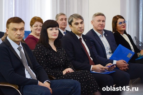 За что курганские единороссы несут ответственность?