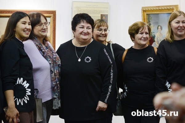 «Царский портрет» появился в курганском музее «Царский портрет» появился в курганском музее