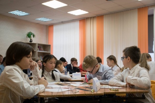 В Кургане проходит финал конкурса «Учитель года - 2023» В Кургане проходит финал конкурса «Учитель года - 2023»