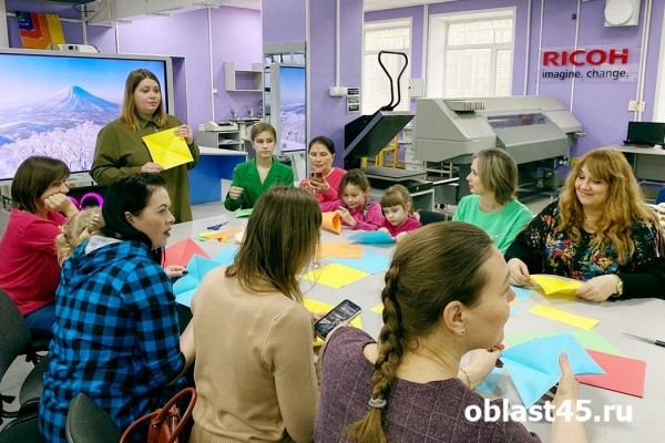 Одна из крупнейших типографий Зауралья отметила 30-летний юбилей