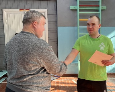 Сотрудники следственного управления приняли участие в товарищеском матче по волейболу с учениками общеобразовательной школы №40 города Кургана