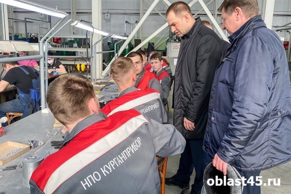 «Курганприбор» прирастает учёной молодёжью «Курганприбор» прирастает учёной молодёжью