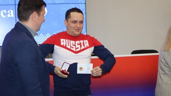 9 ЛЕТ СО ДНЯ ВОЗРОЖДЕНИЯ СОВРЕМЕННОГО ФИЗКУЛЬТУРНО-СПОРТИВНОГО КОМПЛЕКСА «ГОТОВ К ТРУДУ И ОБОРОНЕ» 9 ЛЕТ СО ДНЯ ВОЗРОЖДЕНИЯ СОВРЕМЕННОГО ФИЗКУЛЬТУРНО-СПОРТИВНОГО КОМПЛЕКСА «ГОТОВ К ТРУДУ И ОБОРОНЕ»