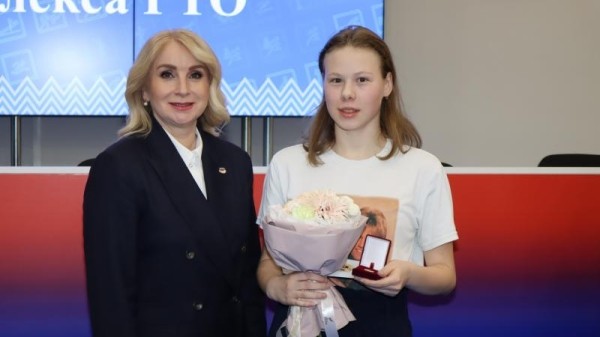 9 ЛЕТ СО ДНЯ ВОЗРОЖДЕНИЯ СОВРЕМЕННОГО ФИЗКУЛЬТУРНО-СПОРТИВНОГО КОМПЛЕКСА «ГОТОВ К ТРУДУ И ОБОРОНЕ» 9 ЛЕТ СО ДНЯ ВОЗРОЖДЕНИЯ СОВРЕМЕННОГО ФИЗКУЛЬТУРНО-СПОРТИВНОГО КОМПЛЕКСА «ГОТОВ К ТРУДУ И ОБОРОНЕ»
