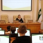 
											Наталья Кирилова встретилась с варгашинскими и белозерскими школьниками									