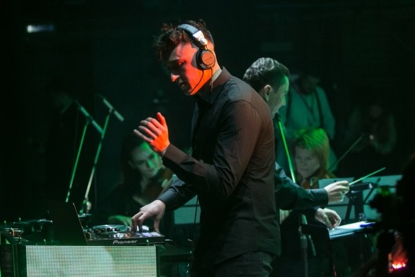 В Курганской филармонии DJ FIRST отыграл юбилейный концерт 