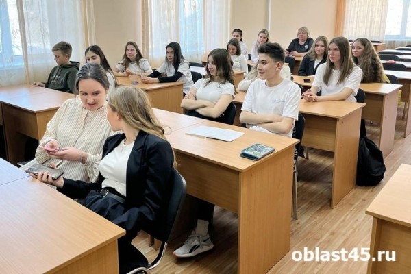 В Курган приехали &laquo;менделеевцы&raquo; из города Щучье