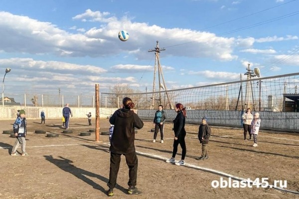 В Курганской области сельский тренер-энтузиаст возрождает спорт В Курганской области сельский тренер-энтузиаст возрождает спорт
