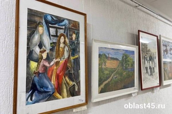 В Кургане юные художники творили Россию красками