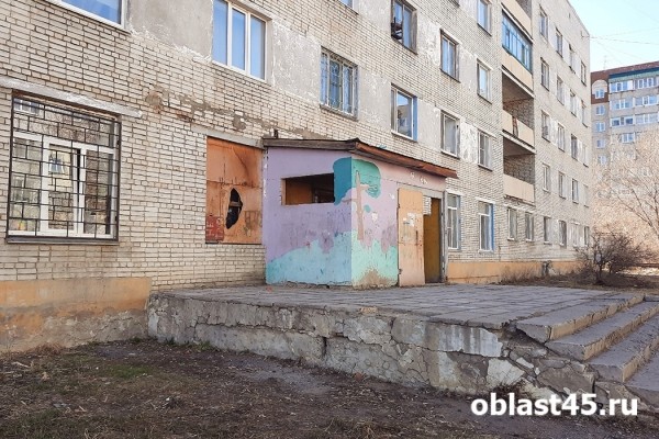 Причину перелома носа в курганском общежитии устранил Народный фронт Причину перелома носа в курганском общежитии устранил Народный фронт