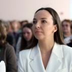 
											Губернатор Вадим Шумков вручил награды и премии лучшим педагогам Курганской области									