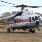 
											Губернатор Вадим Шумков встретился с экипажем вертолета МЧС России, который прибыл для тушения пожаров, и обратился к жителям Курганской области									