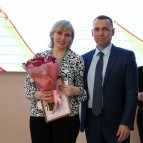 
											Губернатор Вадим Шумков вручил награды и премии лучшим педагогам Курганской области									