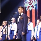 
											Губернатор Вадим Шумков перед концертом &laquo;Дорогами Победы&raquo; обратился к ветеранам и жителям региона									