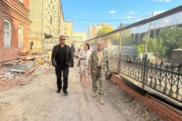 В Кургане подрядчик затянул сроки ремонта театра кукол «Гулливер» В Кургане подрядчик затянул сроки ремонта театра кукол «Гулливер»