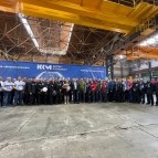 Губернатор Вадим Шумков вручил награды сотрудникам ЗАО "Курганстальмост" и поздравил заводчан со стартом конкурса профмастерства
Губернатор Вадим Шумков вручил награды сотрудникам ЗАО "Курганстальмост" и поздравил заводчан со стартом конкурса профмастерства