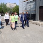 Губернатор Вадим Шумков проконтролировал ремонт школы №50 и поздравил учеников с успешным завершением учебного года
Губернатор Вадим Шумков проконтролировал ремонт школы №50 и поздравил учеников с успешным завершением учебного года