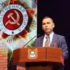 
											Губернатор Вадим Шумков перед концертом &laquo;Дорогами Победы&raquo; обратился к ветеранам и жителям региона									