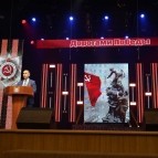 
											Губернатор Вадим Шумков перед концертом &laquo;Дорогами Победы&raquo; обратился к ветеранам и жителям региона									
